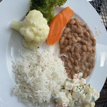 Franklin St Cafe - Vegetarian sides very good - Cafes Near Me - Framingham, Massachusetts