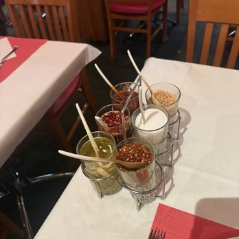 Zhong Hua - Spice rack - Chinese Near Me - Zürich, ZH Zhong Hua - Spice rack - Chinese Near Me - Zürich, ZH