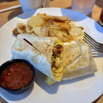 Mountain Breakfast - Breakfast burrito - Breakfast & Brunch Near Me - Gatlinburg, Tennessee Mountain Breakfast - Breakfast burrito - Breakfast & Brunch Near Me - Gatlinburg, Tennessee