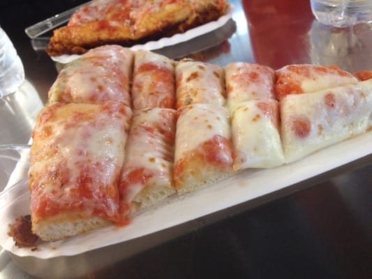 Spontini by null