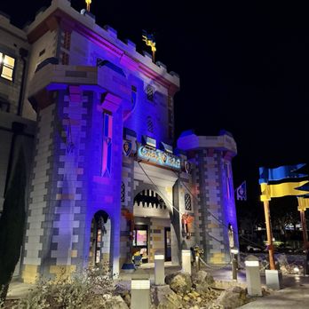Legoland Castle Hotel - Hotels Near Me - Carlsbad, California