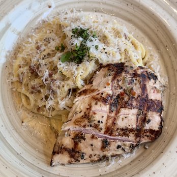 Andare Kitchen & Bar - Spaghetti Carbonara: Pancetta Confit | Parmesan Reggiano | Egg Yolk | Black Pepper | Grilled Chicken - Pizza Near Me - Seattle, Washington