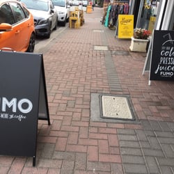 Fumo - Sign on footpath
