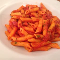 Penne al'amantriciana