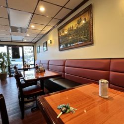Banana Leaf Asian Bistro - Inside