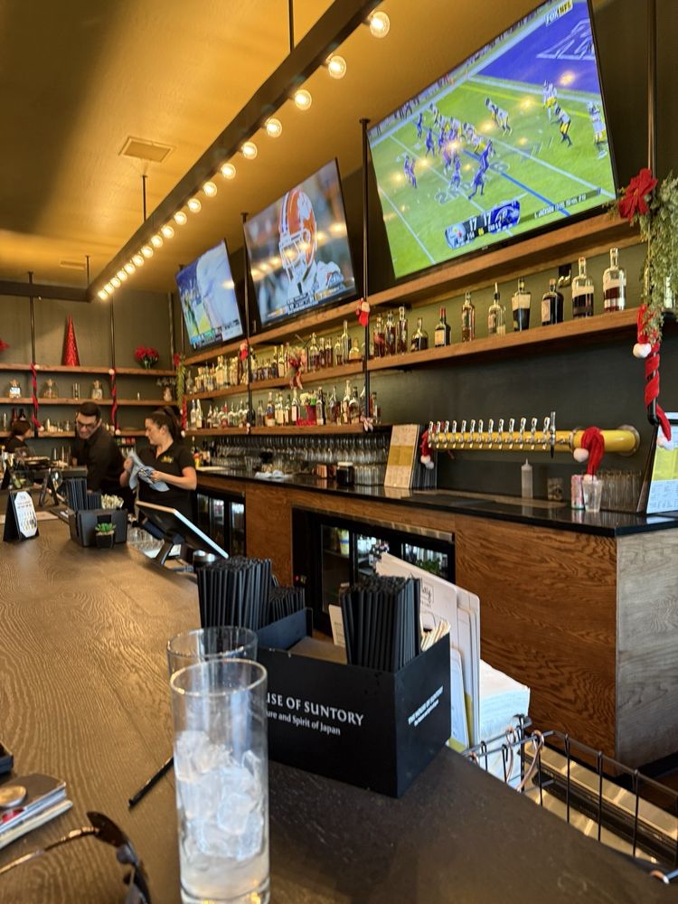 The Parlay Kitchen + Cocktails