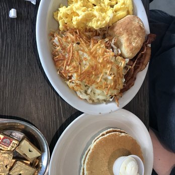 Metro Diner - American Near Me - Tampa, Florida Metro Diner - American Near Me - Tampa, Florida