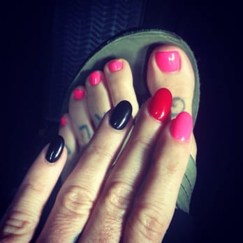 Vo Nails & Spa - Valentines Day Almond nails - Nail Salons Near Me - Tampa, Florida Vo Nails & Spa - Valentines Day Almond nails - Nail Salons Near Me - Tampa, Florida