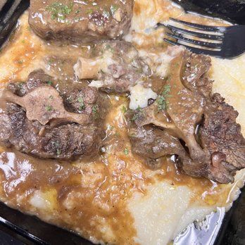 Taste Kitchen Bar - Oxtails & Grits - Breakfast & Brunch Near Me - Houston, Texas