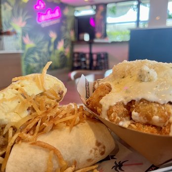 Dos Croquetas - Breakfast Wrap and Truffle Breakfast Tater Tots - Bakeries Near Me - Miami, Florida