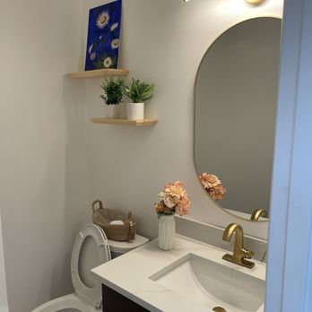 Luxury Kitchen And Bath Remodeling - Guest restroom - General Contractors Near Me Luxury Kitchen And Bath Remodeling - Guest restroom - General Contractors Near Me