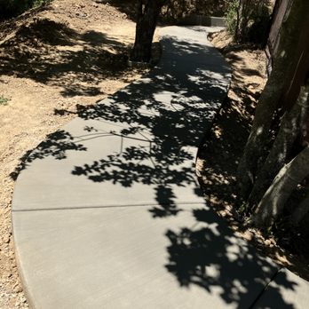 Verduzco's Concrete - curving the path between the trees gave it a very nice look - Masonry/Concrete Near Me - Atascadero, California Verduzco's Concrete - curving the path between the trees gave it a very nice look - Masonry/Concrete Near Me - Atascadero, California