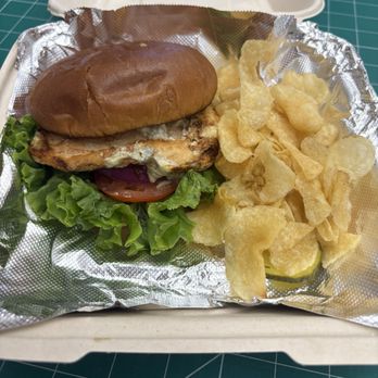 JT Country Kitchen - Black and blue chicken sandwich - Breakfast & Brunch Near Me - Joshua Tree, California