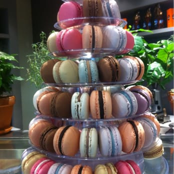 Telefónica Basecamp - Macaroons! - Salad Near Me - Berlin, BE