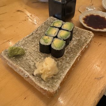 Sushi Ran - Avocado Roll - Sushi Bars Near Me - Sausalito, California Sushi Ran - Avocado Roll - Sushi Bars Near Me - Sausalito, California