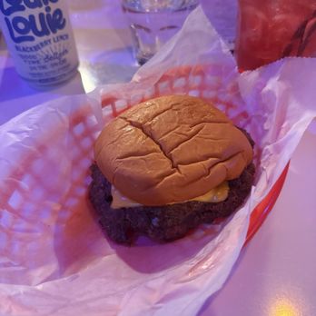 Don's TV & Repair  - Smashburger - Diners Near Me - Milwaukee, Wisconsin