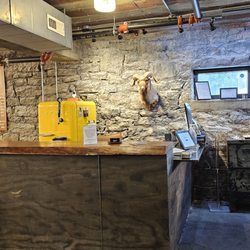 Scout's Barbershop - Front desk