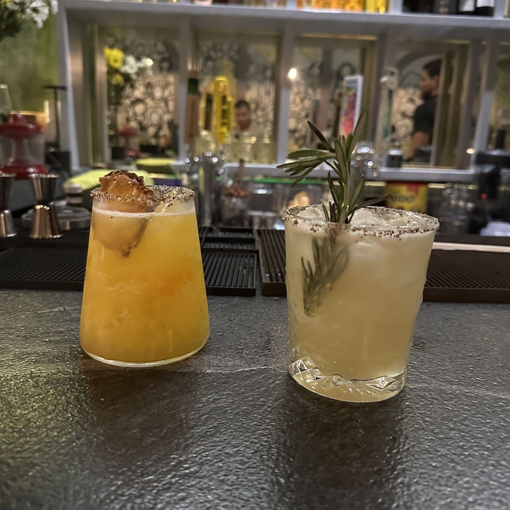 Bar Bar