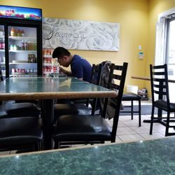 Shandra's Roti Shop - Shandra's