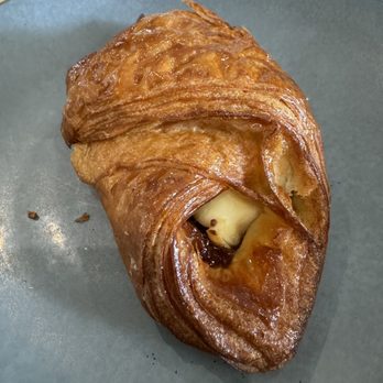 Bachour - Guava and Cheese Danish - Bakeries Near Me - Coral Gables, Florida