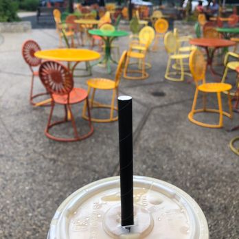 Colectivo Coffee Lakefront - Outdoor patio - Coffee & Tea Near Me - Milwaukee, Wisconsin Colectivo Coffee Lakefront - Outdoor patio - Coffee & Tea Near Me - Milwaukee, Wisconsin
