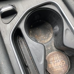 Cup holders not touched Cup holders not touched