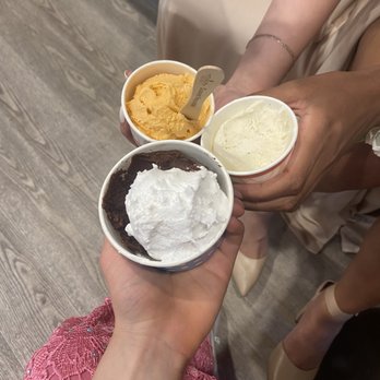 Sweet Republic - Ice Cream & Frozen Yogurt Near Me - Scottsdale, Arizona Sweet Republic - Ice Cream & Frozen Yogurt Near Me - Scottsdale, Arizona