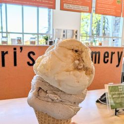 Rori's Artisanal Creamery - Double Scoops of Honey Almond Crunch & Brown Sugar Banana