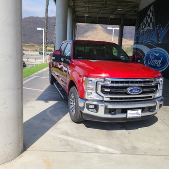 Raceway Ford - F250 Lariat - Car Dealers Near Me - Riverside, California