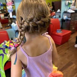 Elsa braid to finish off the look Elsa braid to finish off the look