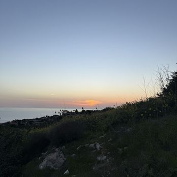 Three Sisters Reserve - Hiking Near Me - Rancho Palos Verdes, California Three Sisters Reserve - Hiking Near Me - Rancho Palos Verdes, California