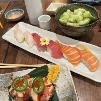 Haruka Sake and Sushi - Spicy tuna crispy rice was really good - Sushi Bars Near Me - La Cañada Flintridge, California