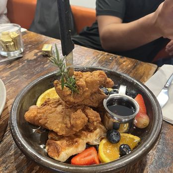 Kitchen Sunnyside - Chicken & Croffle - Breakfast & Brunch Near Me - Mill Valley, California