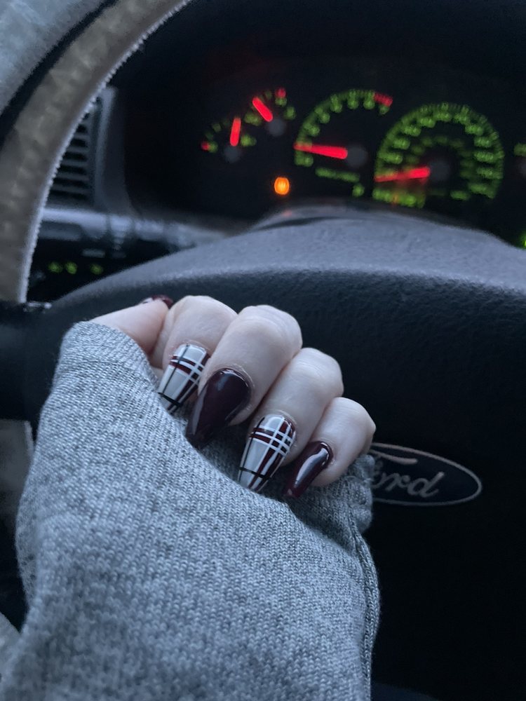 ROSY NAILS Updated October 2024 13 Photos & 41 Reviews 368 S