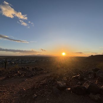 Vietnam Veterans Memorial - sunset view - Hiking Near Me - Peoria, Arizona