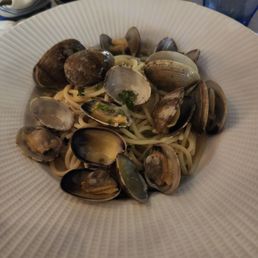 Spaghetti and Clams Spaghetti and Clams