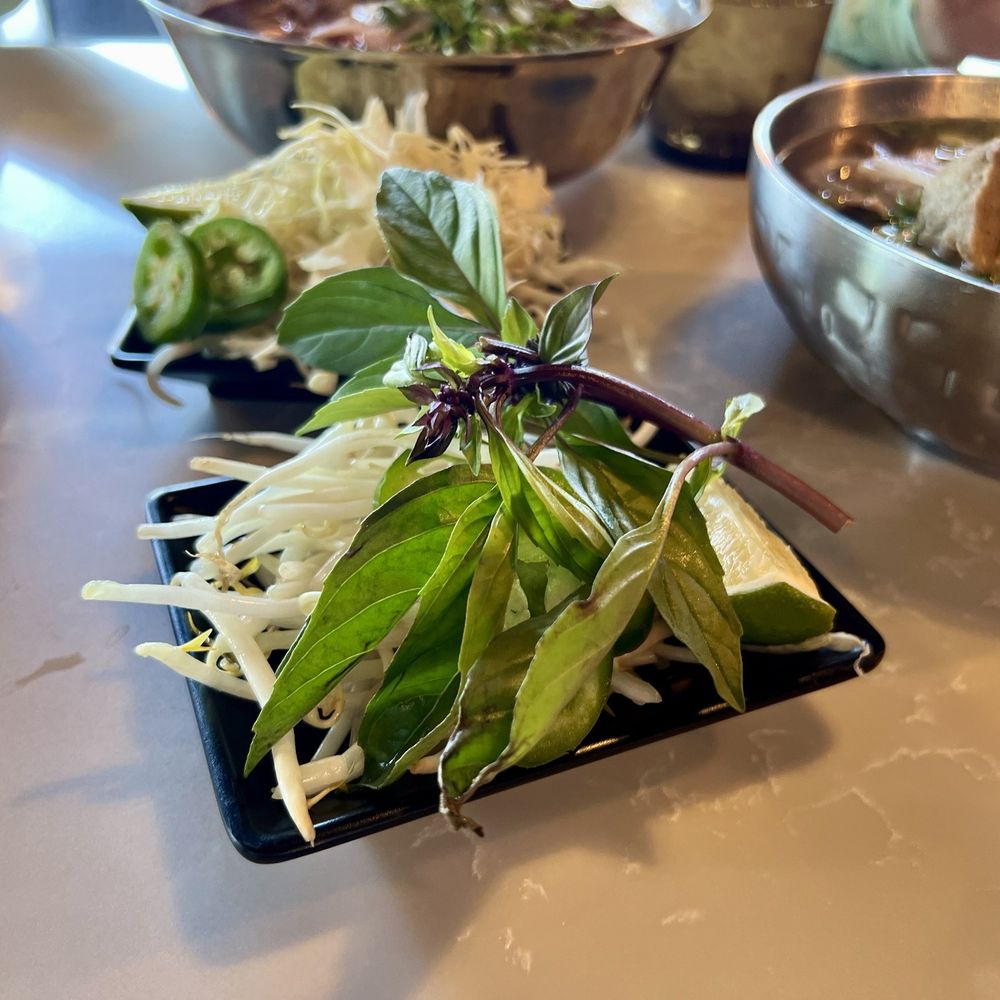 Lantern Vietnamese Kitchen - Fresh garnishes - Breakfast & Brunch Near Me - Rancho Cucamonga, California