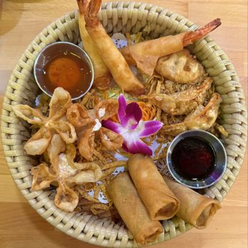 Chiang Rai - Chiang Rai Platter - Thai Near Me - Long Beach, California Chiang Rai - Chiang Rai Platter - Thai Near Me - Long Beach, California