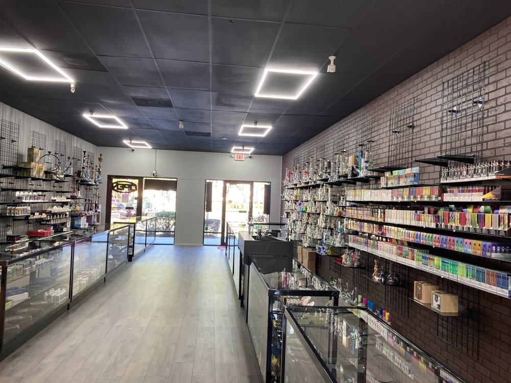 HERB N’ LEGEND SMOKE SHOP Updated October 2024 13016 N Dale Mabry