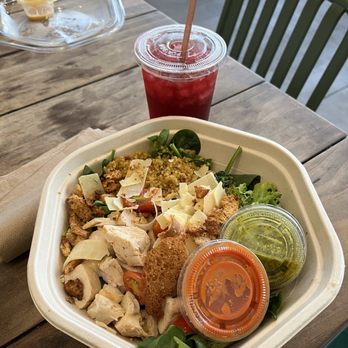 sweetgreen - Healthy Salads, Wraps, and Bowls - Chicken Pesto Parm and Organic Hibiscus Berry Tea - Salad Near Me - Torrance, California