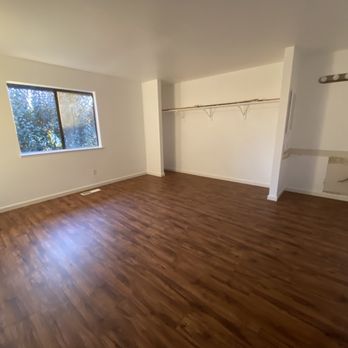 Lopez Floors - Master bedroom. So beautiful! - Flooring Near Me - fairfield, California