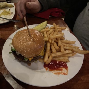 Redhawk Grille - Big zapper and Crispy Fries - American Near Me - Painesville, Ohio