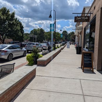 Waxhaw Creamery - Ice Cream & Frozen Yogurt Near Me - Waxhaw, North Carolina Waxhaw Creamery - Ice Cream & Frozen Yogurt Near Me - Waxhaw, North Carolina