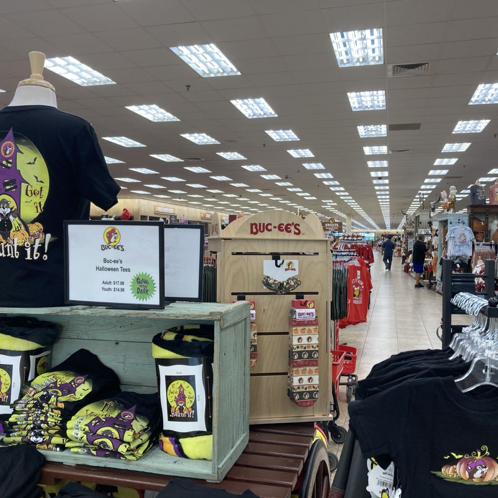 Buc-ee's - Waller - First display as I walked in - Gas Stations Near Me - Waller, Texas Buc-ee's - Waller - First display as I walked in - Gas Stations Near Me - Waller, Texas