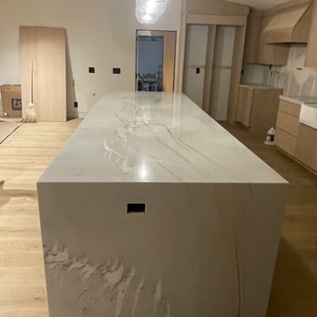 Perfect stone and tile - Quartzite with custom waterfall - Countertop Installation Near Me - Oakdale, California Perfect stone and tile - Quartzite with custom waterfall - Countertop Installation Near Me - Oakdale, California