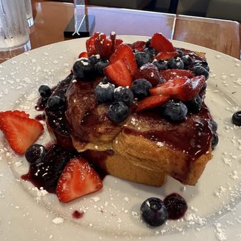 Peach Valley Cafè - VERY BERRY STUFFED FRENCH TOAST - Breakfast & Brunch Near Me - Orlando, Florida Peach Valley Cafè - VERY BERRY STUFFED FRENCH TOAST - Breakfast & Brunch Near Me - Orlando, Florida