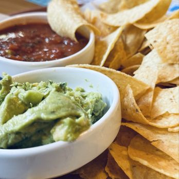 Islands Restaurant - Chips/Salsa/Guac - Burgers Near Me - Carlsbad, California Islands Restaurant - Chips/Salsa/Guac - Burgers Near Me - Carlsbad, California