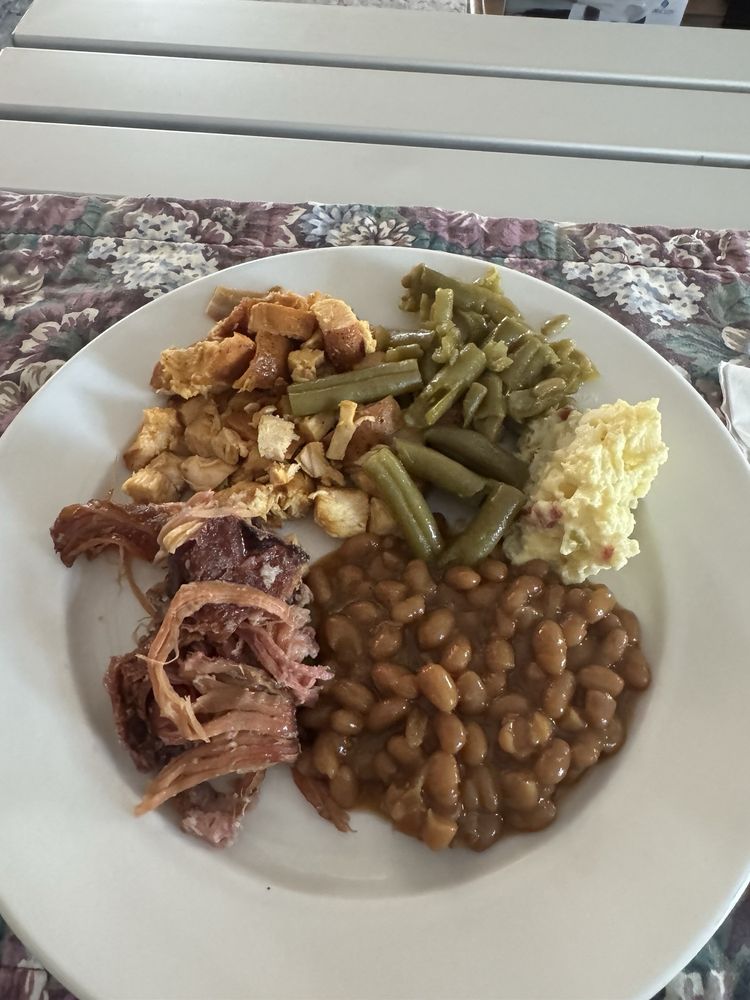 SmokeShow Southern Style BBQ Logo
