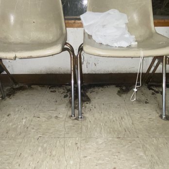 Cal Laundromat - Filth !!! This place is disgusting ! - Laundromat Near Me - Pacifica, California