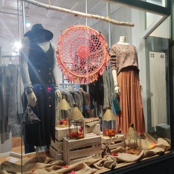 Banyan Tree - Banyan Tree- Tremont - Women's Clothing Near Me - Cleveland, Ohio